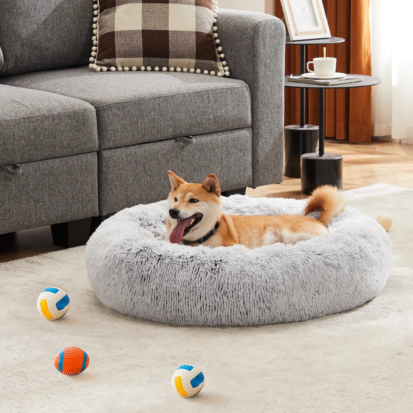 JHK Round Plush Faux Fur Calming Dog Bed for Medium to Large Dogs Washable Large Pet Bed Anti-Slip Fluffy Dog Bed For Home